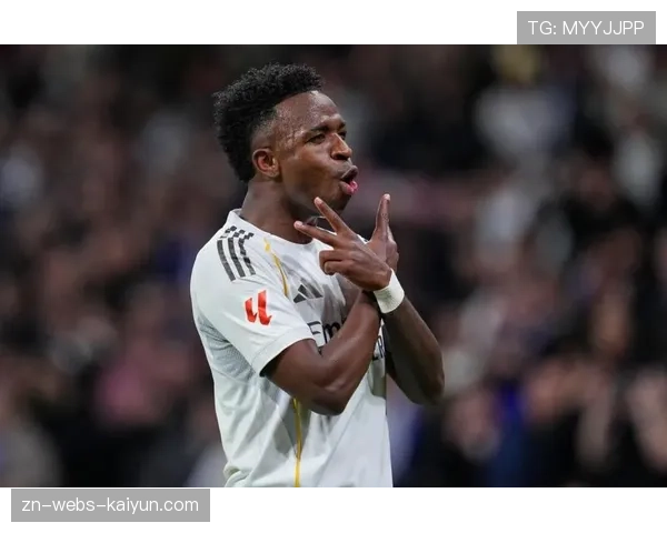 皇马公布客战拜仁大名单,贝林厄姆、维尼修斯随队出征 皇马公布客战拜仁大名单,贝林厄姆、维尼修斯随队出征